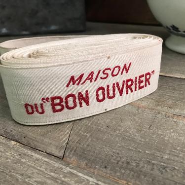 French Maison Shop Label, Tape, Ecru Cotton, Red Embroidered Lettering, Period Textiles 