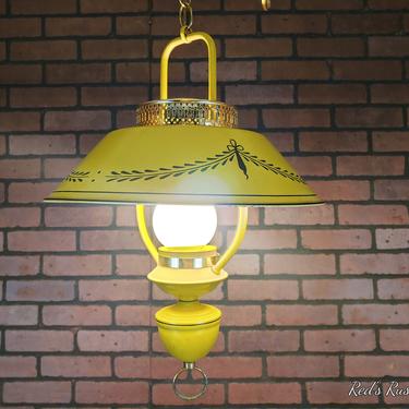 Yellow Rustic Early American Tole Ceiling Light Swag Lamp 