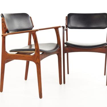Erik Buch Style Mid Century Rosewood Captains Armchairs - A Pair - mcm 