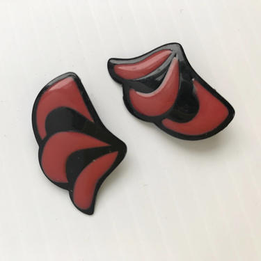 1980s Red &amp; Black fan earrings 