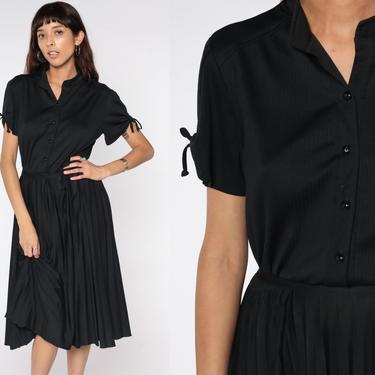 Black Pleated Dress 70s Midi Dress High Waisted Short Sleeve Button Up Dress Shirtwaist 1970s Secretary Knee Length Vintage Large L 
