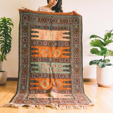 Baharak - Qashqai Tribal Wool woven Persian Kilim - Handmade (Free shipping to USA) 