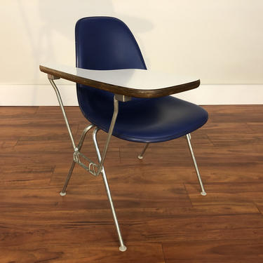 Ray and Charles Eames DSS Fiberglass Chair With Writing Surface Made by Herman Miller 