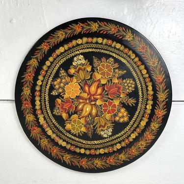 Bavarian painted decorative wood wall plate - autumn colors 