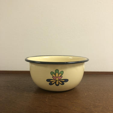 Vintage Rustic Yellow Enamelware Bowl, Flower Petal Pattern 