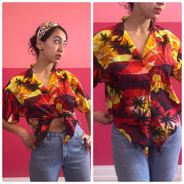 Large Hawaiin Sunset Button-up Crop Top by LostGirlsVtg