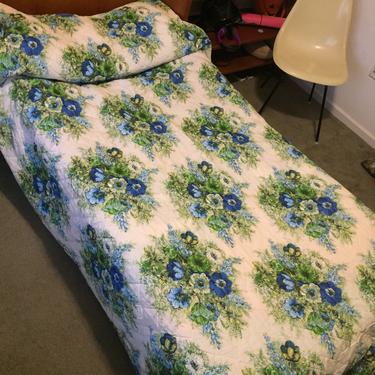Mid Century Vintage Twin Quilted Bedspread Floral cobalt blue green 