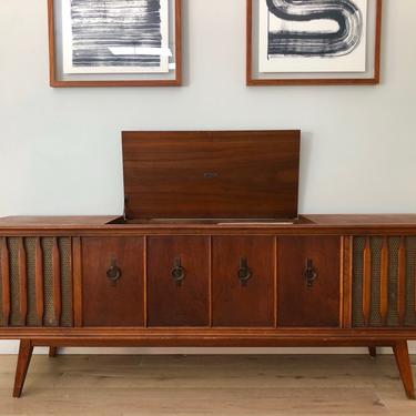 MID CENTURY Modern Credenza Zenith Stereo Cabinet/Console/Media Stand 