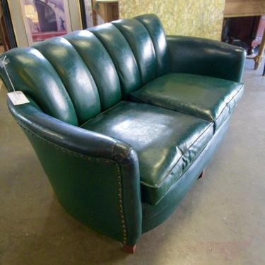 VINTAGE GIMBEL BROTHERS SETTEE IN DEEP HUNTER GREEN LEATHER WITH NAILHEAD DETAILS