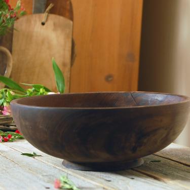 Wooden dough bowl / vintage wood bowl / vintage hand carved rustic wooden bowl / wooden bread bowl / farmhouse decor / artisan bowl 
