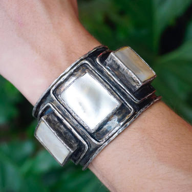 Vintage Mother of Pearl and Silver Bracelet Cuff, Brutalist 3D Cuff With 5 Beveled Cuts of Mother of Pearl, Heavy/Thick Silver Bracelet Cuff 