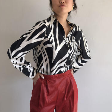 90s silk zebra blouse / vintage black white zebra print silk blouse | L 