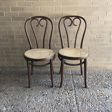 Pair of Vintage No. 18 Chair by Michael Thonet 