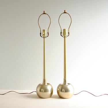 Vintage Pair of Metal Ball Lamps by Laurel, Mid Century Silver and Gold Metal Table Lamp Pair 