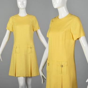 Small 1960s Mod Shift Dress Short Sleeve Dress Casual Day Wear Patch Pockets Pleated Skirt Spring Yellow 60s Vintage 