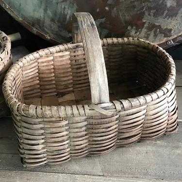Antique Rustic Basket, Willow Wicker Flower Market Garden Basket, Farmhouse, Farmhouse 