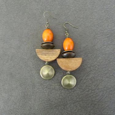 Large orange wooden earrings, bronze Afrocentric dangle earring, mid century modern earrings, chic earrings, African earrings bold statement 