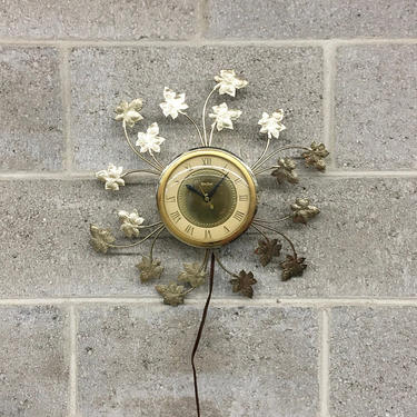 Vintage Metal Wall Clock Retro 1960's United + Gold + Ornate + Maple Leaves + Clock + Roman Numerals + Time + Electric + Wall Decor 