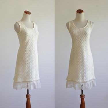 Vintage 60s Minidress, Off White Ivory Cream Sleeveless Dress, Mod Dress, Lace Ruffle Dress, Knit Dress, 1960s Dress, XS Small 