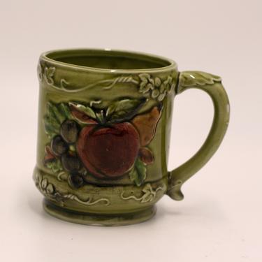 vintage Lefton green coffee mug with fruit/3747 