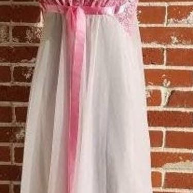 Vintage Early 60s Gown Nightie Elegant Classy Sexy Lace Pink 34 