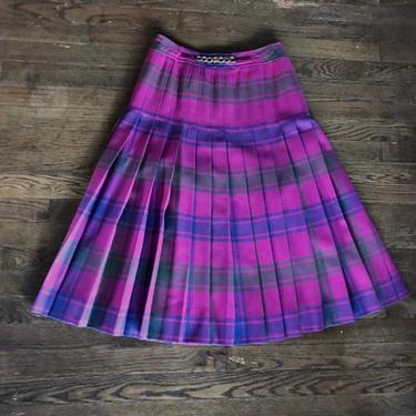 Vintage Celine Paris Pleated Pink Tartan Plaid School Below Knee Skirt size 40 Purple 