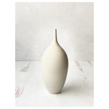 Seconds Sale- 9.5&quot; White Matte Ceramic Teardrop Bottle Vase by Sara Paloma Pottery . minimalist white interior decor living room tabletop 