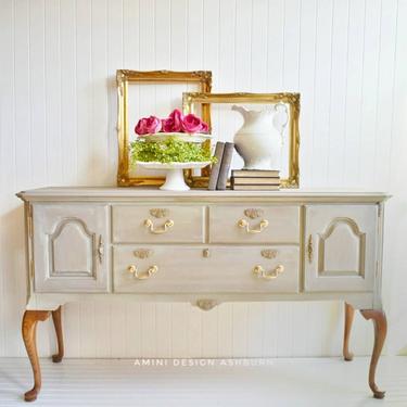 Buffet Queen Anne style Neutral Annie Sloan Wood Detail Dining Room Kitchen Hallway Foyer Painted Furniture 