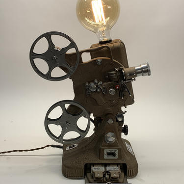 16mm Vintage Movie Camera Table Lamp---great gift for a home theatre! 
