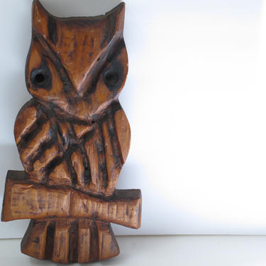 Carved Wooden Owl Mid Century Owl Wall Art Vintage Wood Owl 1970s Sculpture Retro figurine Owl Decor Vintage Owl Gifts Wall Hanging 