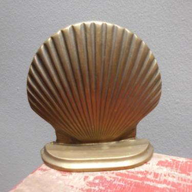 Vintage Brass Bookend Shell Clam Shell Seashell Heavy Weight Ocean Nautical Beach Decor Solid Brass Door Stop Decorative Seaside Beachouse 