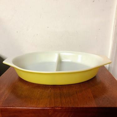 Vintage Pyrex Verde Oval Divided Casserole Dish 063 