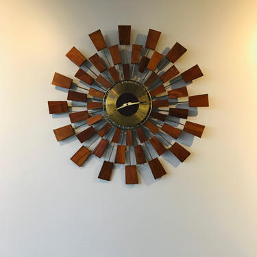 Mid Century Seth Thomas Grandeur Sunburst Wall Clock 