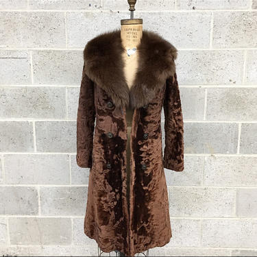 Vintage Coat Retro 1970s Strawbridge and Clothier + Fur Collar + Brown Color + Penny Lane + Almost Famous + Cold Weather + Apparel 