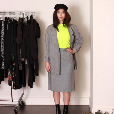 Gray Striped Skirt Suit / Extra Large 