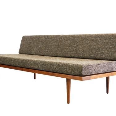 Mid Century Modern Daybed Casara Modern Classic Daybed NEW 2019 Lifestyle Fabric Stain Repellent Kid and Pet Friendly 