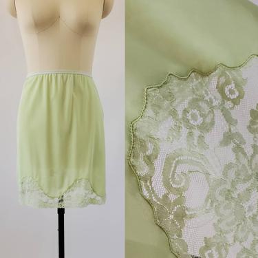 1970s Half Slip in Spring Green 70's Skirt Slip 70s Lingerie Women's Vintage Size Medium 