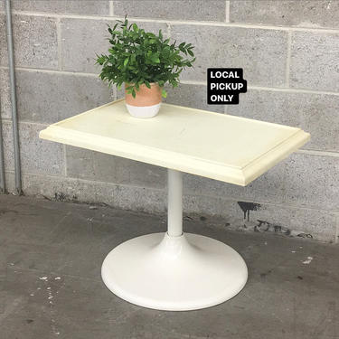 LOCAL PICKUP ONLY ———— Vintage Tulip Table 