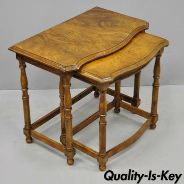 2 Vintage Drexel Heritage Oak Burr Wood Colonial Style Nesting Side End Tables
