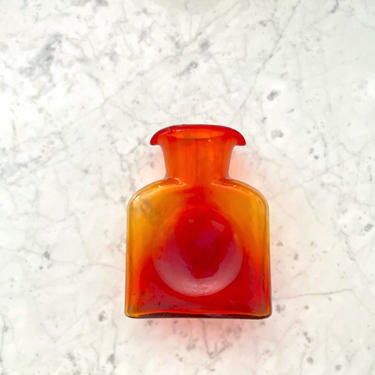 Vintage Mid Century Modern BLENKO Water Bottle Pitcher Carafe in Amberina or Tangerine Color Retro Art Glass Classic Design 1970s 