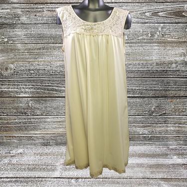 Vintage Lorraine Lingerie Nightgown &amp; Robe Set, Cream Chiffon and Lace Nightie, 1950's Pinup Undergarments, Womens Undies, Vintage Clothing 