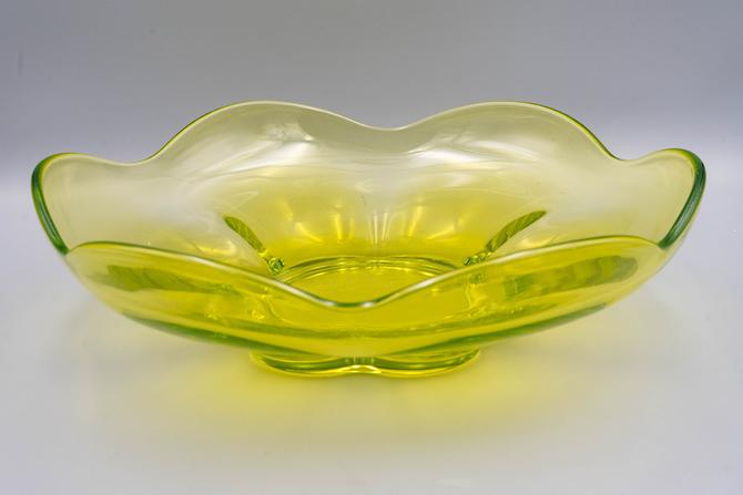 Vintage Vaseline Art Glass Thumbprint Bowl