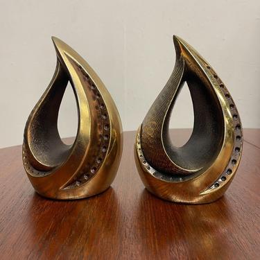 Ben Seibel for Jenfred Sculptural Brass Bookends Modern Tear Drop Flame 1950s 