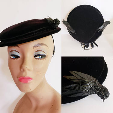 1950s Black Cocktail Hat with Sculpted Beaded Birds / 50s Whimsical Novelty Hat Black Velvet Pancake Style / Audette 