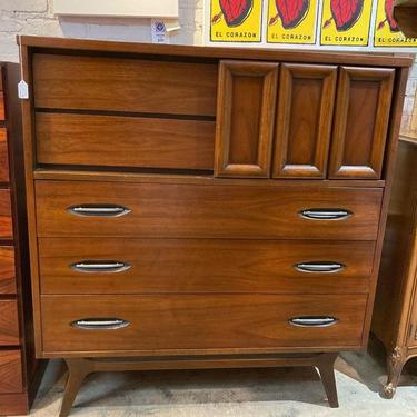 Mid century chest of drawers. 5 drawers and cubby.  42” x 18” x 45.75”