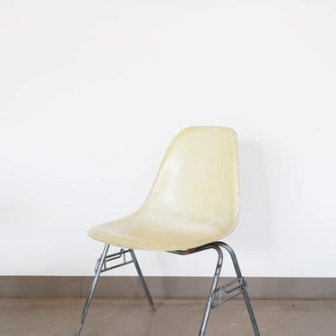 Vintage 50's Eames Herman Miller Fiberglass Shell Chair Parchment 