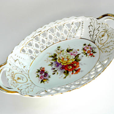 Antique lattice openwork oval bowl basket handled serving dish floral transferware gilt accent decoration decor centerpiece c 1900 