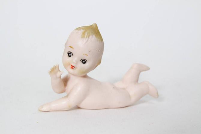 Vintage Playful Laying Kewpie Figurine, Bisque Doll E 8223 Kitsch 
