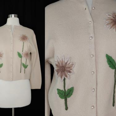 Vintage 50s Small Tan Floral Embroidered Cardigan Sweater - Fifties Applique Beige Cardigan Sweater 
