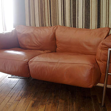 Le Corbusier LC2 Grand Comfort Sofa